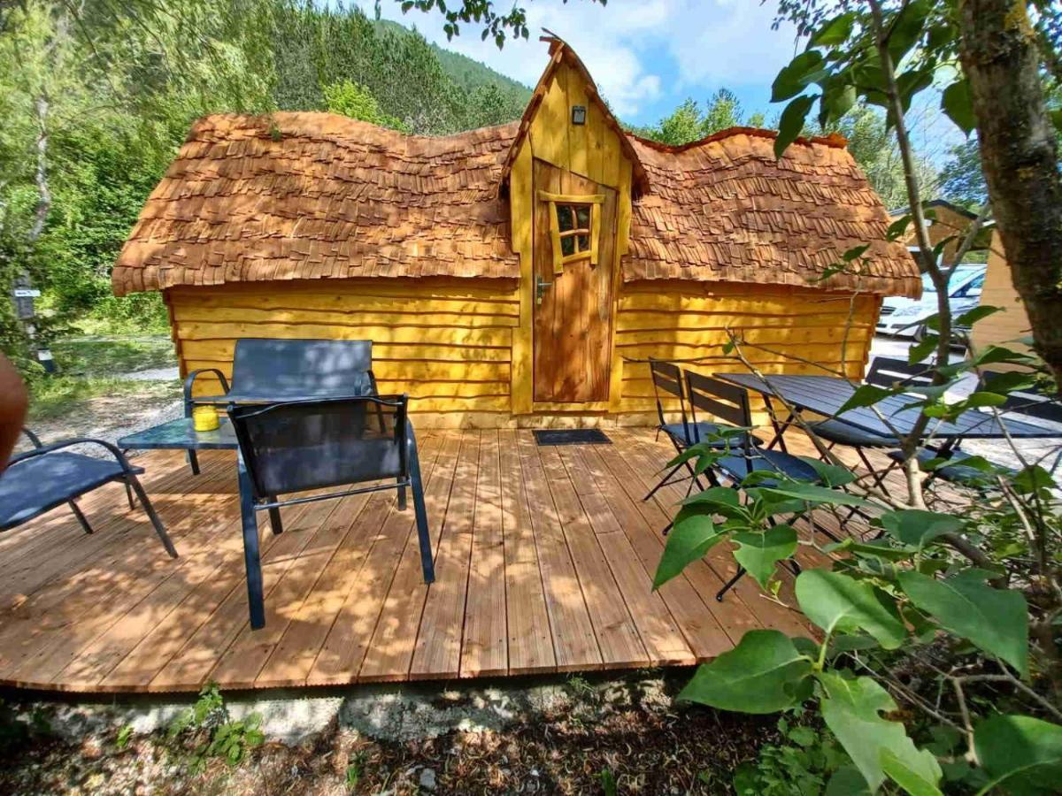 Camping La Ferme De Castellane Εξωτερικό φωτογραφία