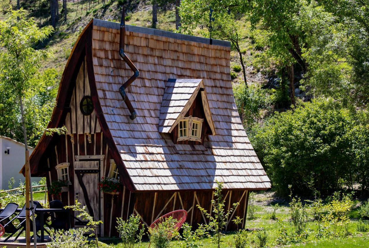Camping La Ferme De Castellane Εξωτερικό φωτογραφία