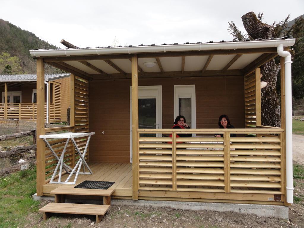 Camping La Ferme De Castellane Εξωτερικό φωτογραφία